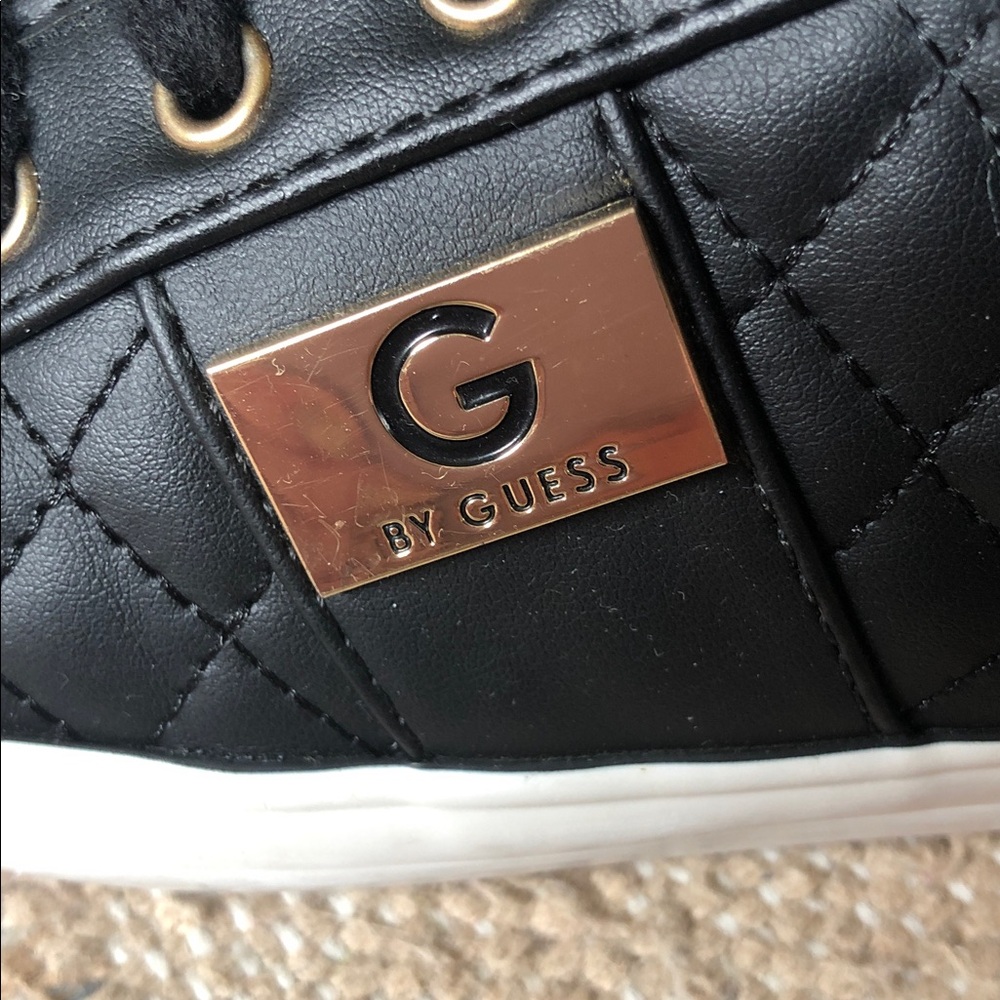 G by GUESS Backer 2 Black Quilted Fashion Sneakers Size 8.5 - Picture 4 of 9